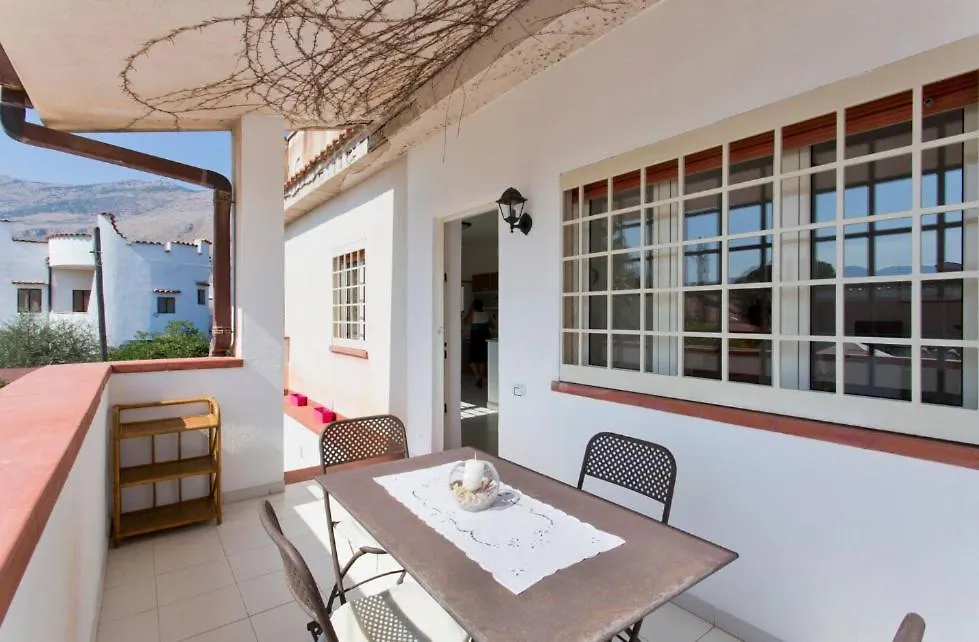Casa Cavora - Villa Petunie Carini