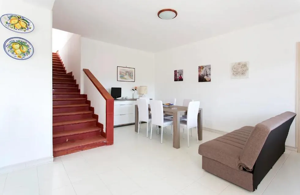 Casa Cavora - Villa Petunie Carini