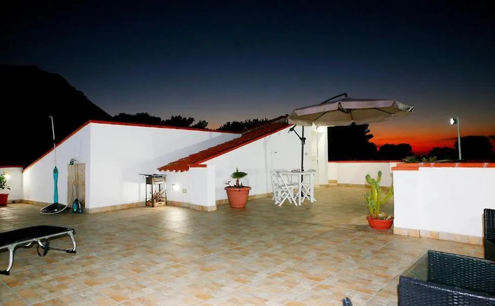 Casa Cavora - Villa Petunie Carini